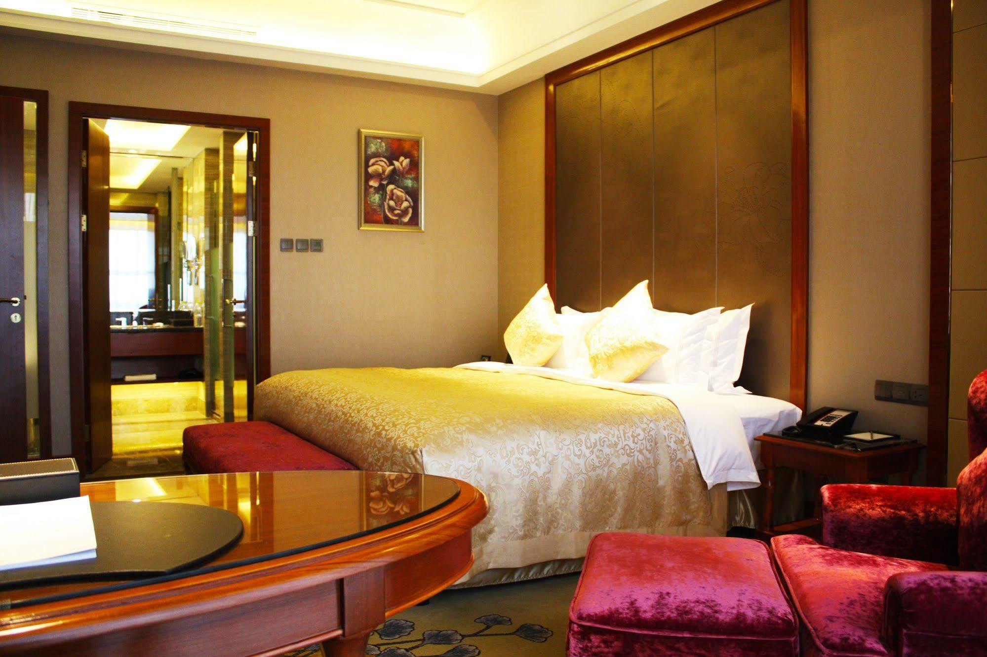 Grand Skylight International Hotel Wuhai Buitenkant foto